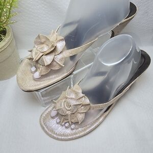 DONALD J. PLINER WOMENS VERO CUOIO SHIMMER THONG SANDAL SLIDE HEEL FLOWER 10